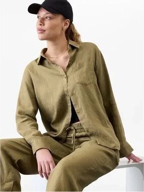 Athleta Retreat 100% Linen Button Up Shirt Olive Green Women’s Size M NWT